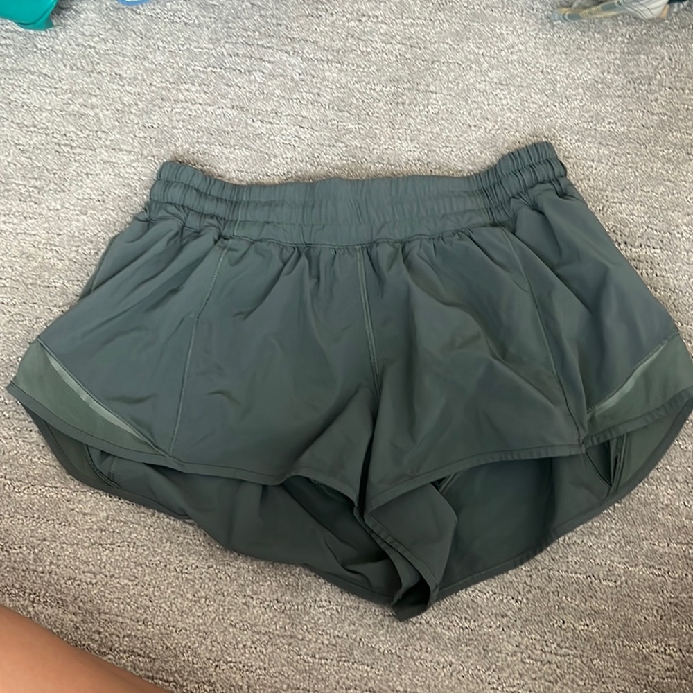 hotty hots size 10